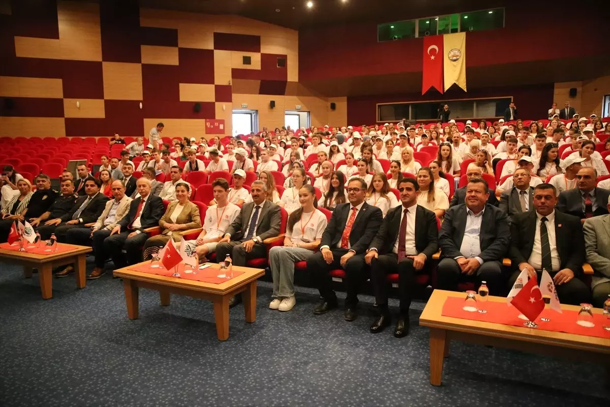 Edirne'de 3. Balkan Gençlik Buluşmaları Yaz Kampı Açıldı