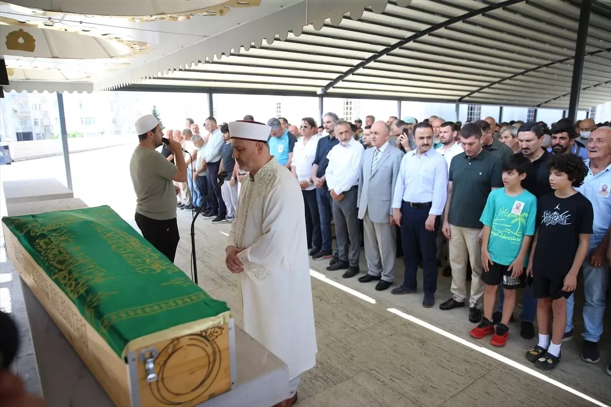 Yorgun Mermiyle Yaralanan Doktor Unutulmadı