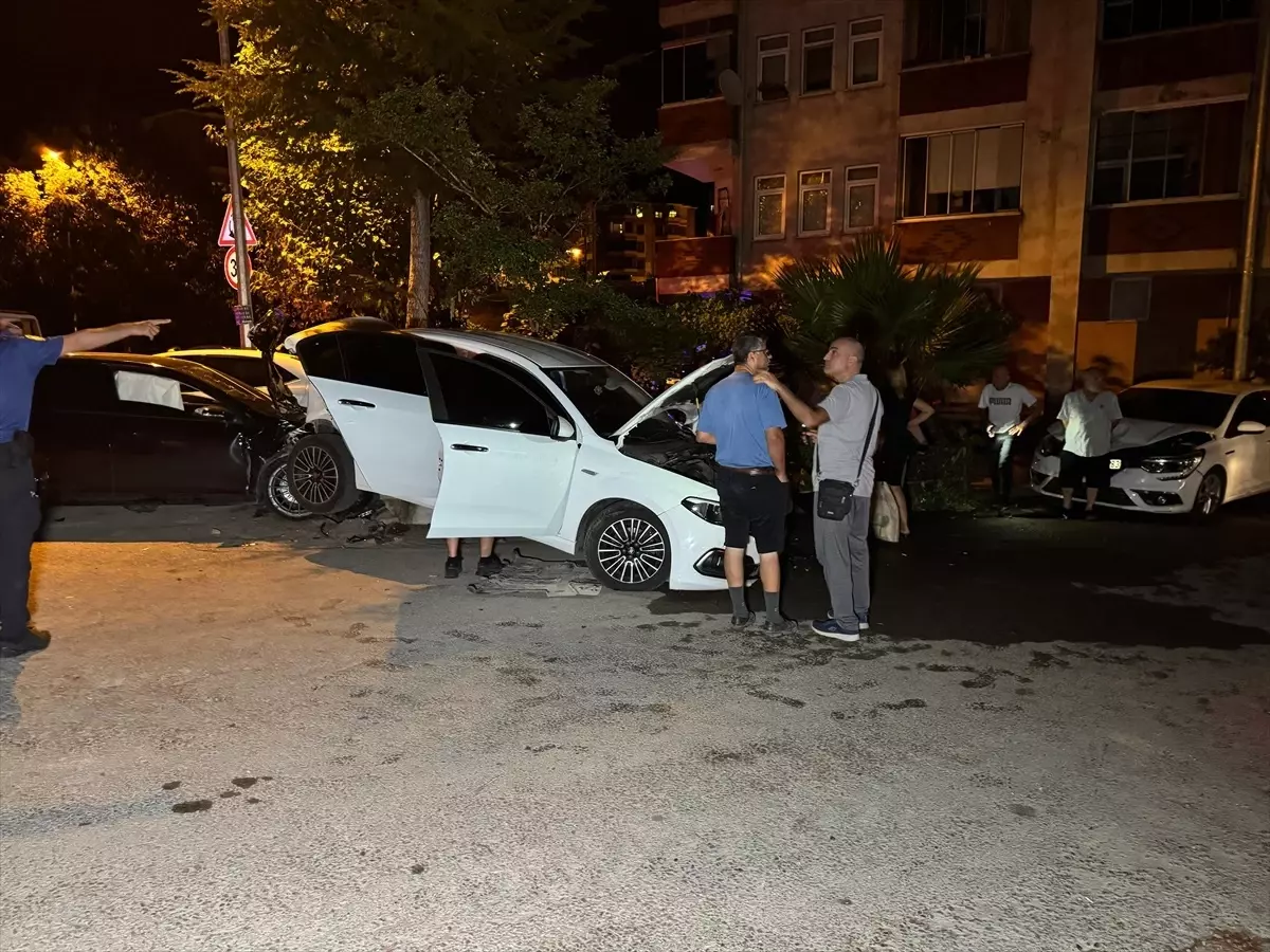 Bartın'da Alkollü Sürücünün Kaza Yaptığı Anlar