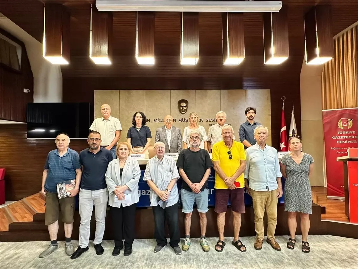 Türkiye'den Gazetecilere Yönelik Saldırılara Tepki