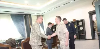 Başkale'de bayramlaşma programı düzenlendi