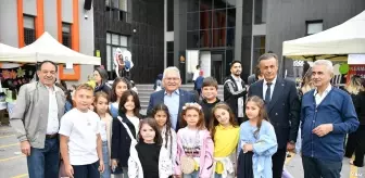 Kayseri Büyükşehir Belediye Başkanı Büyükkılıç, Bahar Şenliği'nde Öğrencilerle Buluştu