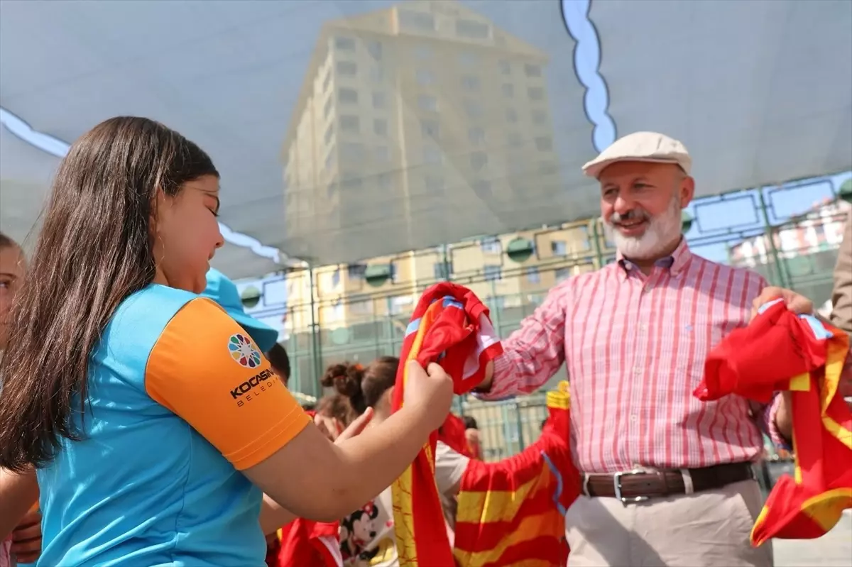 Çocuklar Yaz Okullarında Eğlenceli Zaman Geçiriyor