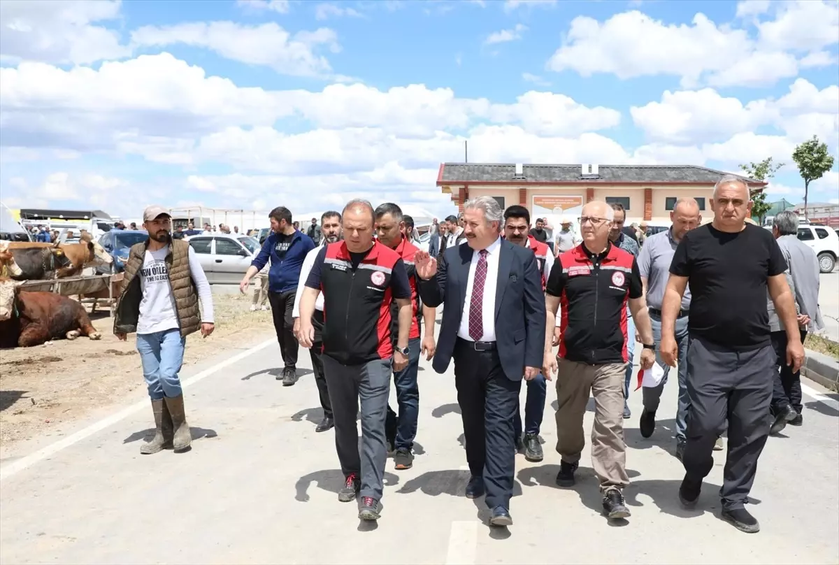 Melikgazi'de Kurban Pazarı Hazırlıkları Tamamlandı