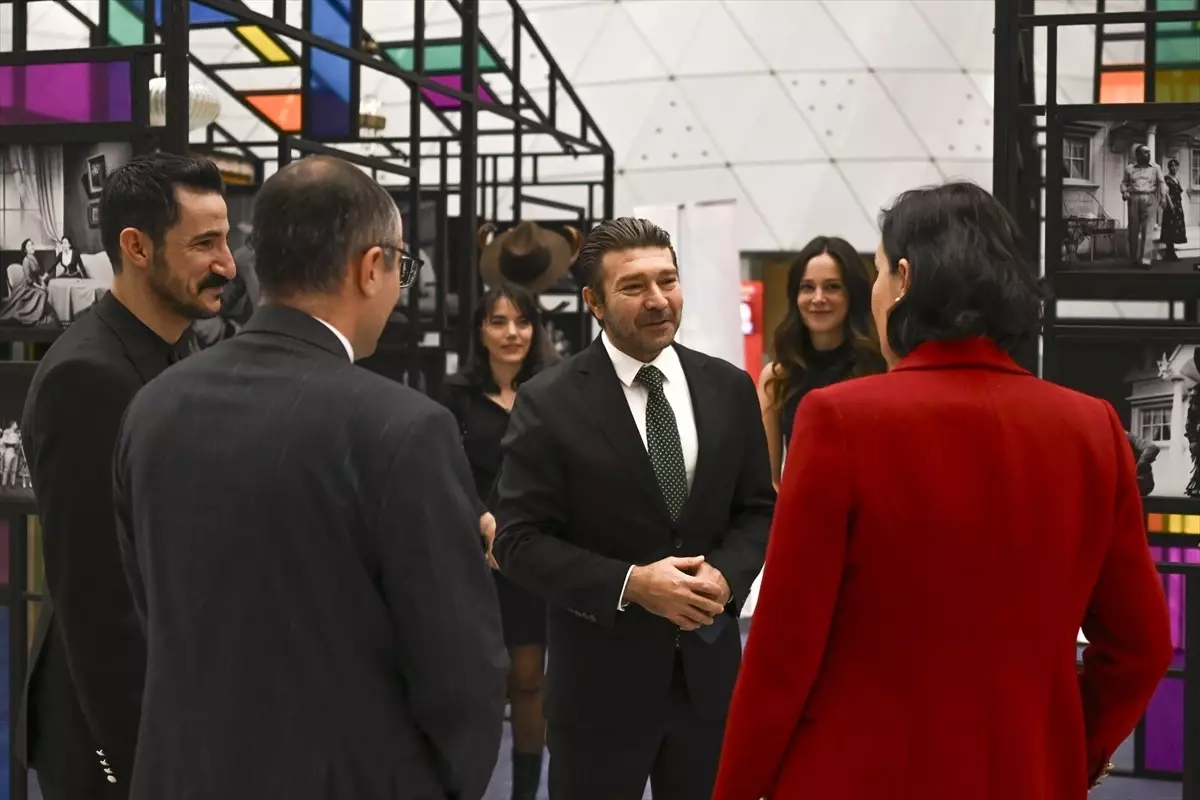 Aile Yılı Kapsamında 'Ailenin Sessiz Tanıkları' Fotoğraf Sergisi Açıldı