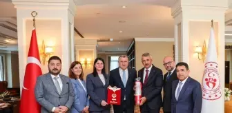 Edirne Heyeti, 664. Kırkpınar Yağlı Güreşleri İçin Devlet Protokolünü Ziyaret Etti