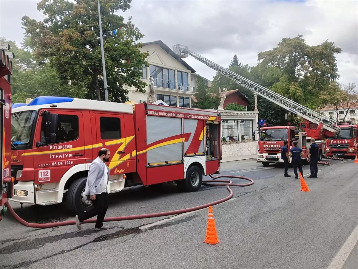 Çankaya'da Bir Restoranda Yangın Çıktı