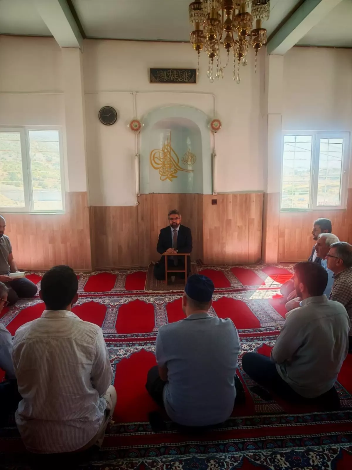 Baskil'de Din Görevlileri Kitap Okuma Etkinliğinde Buluştu