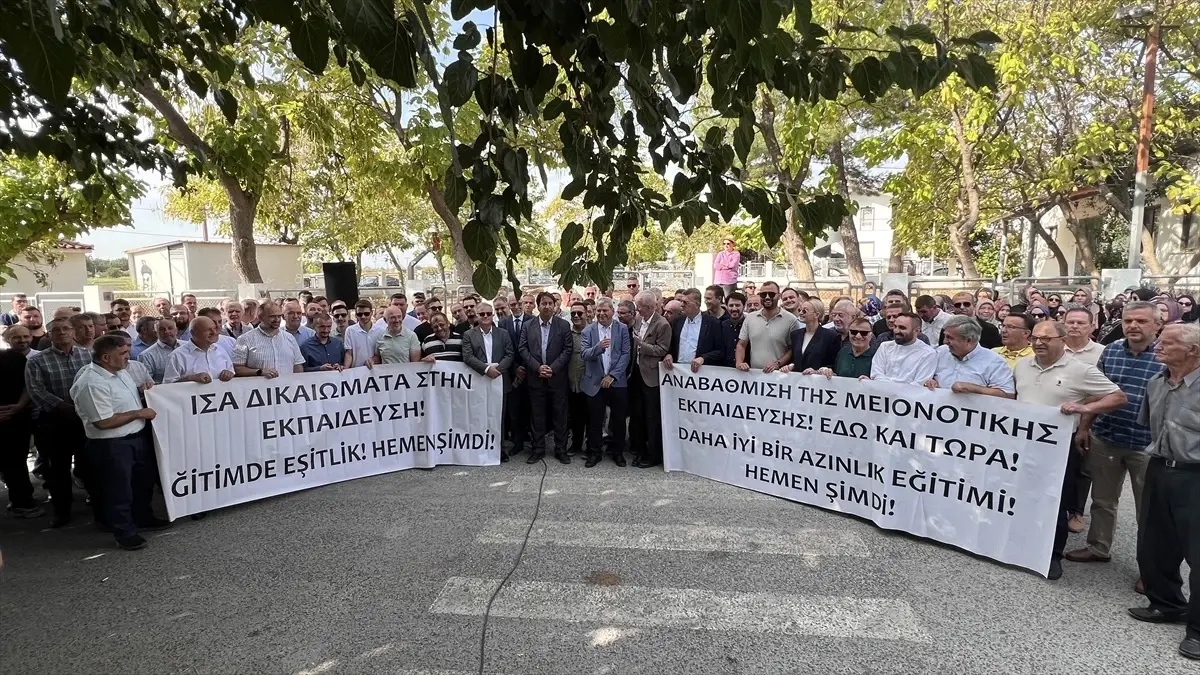 Batı Trakya Türkleri, Eğitime Yönelik Ayrımcı Politikalara Karşı Protesto Düzenledi