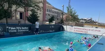 Sason'da 350 Çocuk Portatif Havuzda Yüzme Eğitimi Aldı