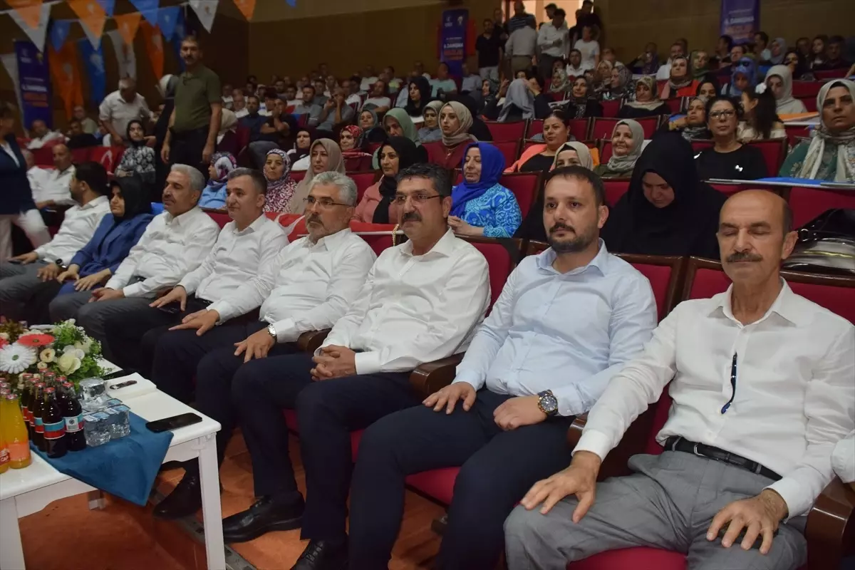 Batman'da AK Parti Genişletilmiş İl Danışma Meclisi Toplantısı Gerçekleştirildi