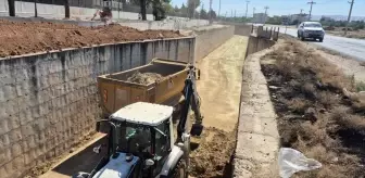 Batman'da İluh Deresi'nde Temizlik Çalışması