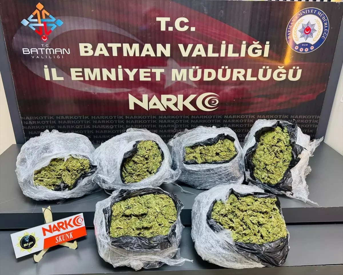 Batman'da 5 Kilo 400 Gram Skunk Ele Ge geçirildi