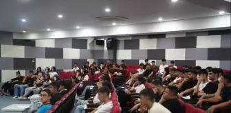 Batman'da Lise Öğrencilerine İş Sağlığı Güvenliği Eğitimi