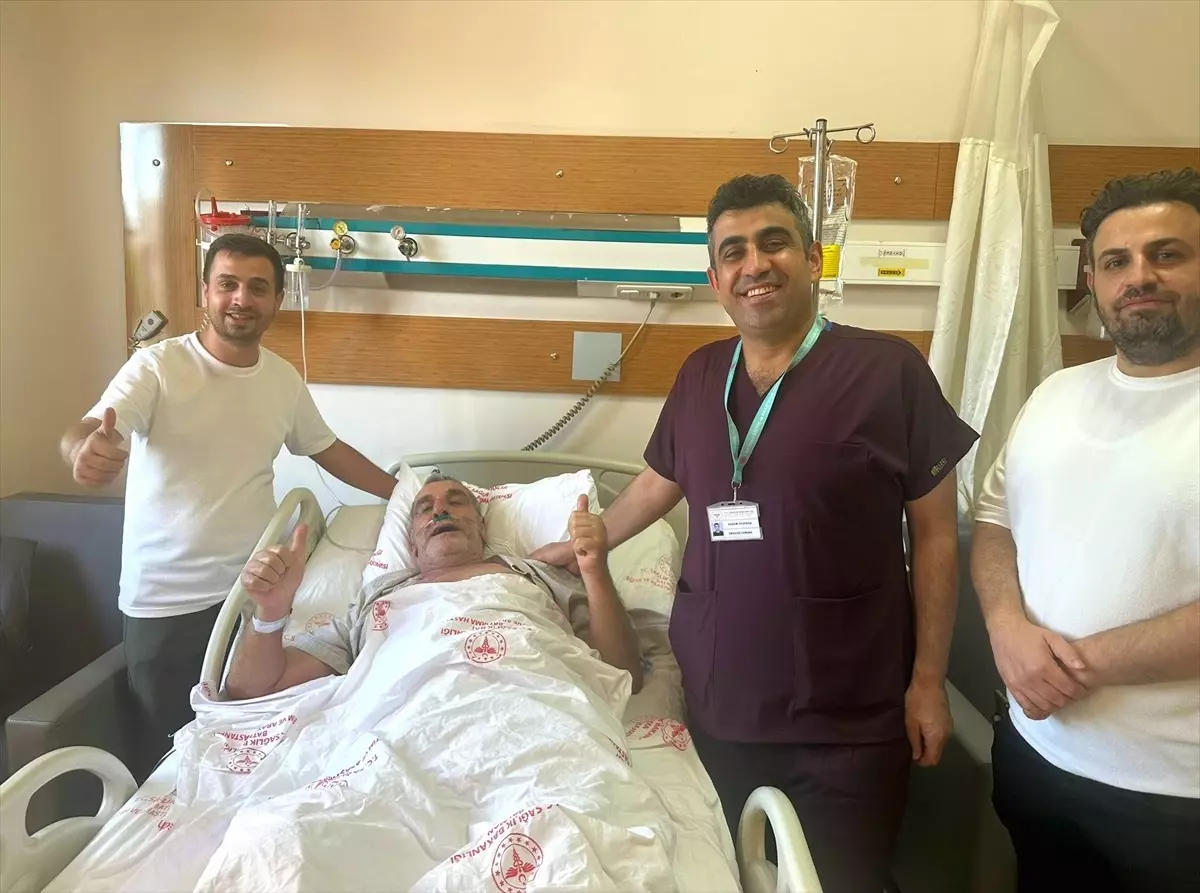 Batman'da Tümörden Kurtulan Hasta Ameliyatla Sağlığına Kavuştu