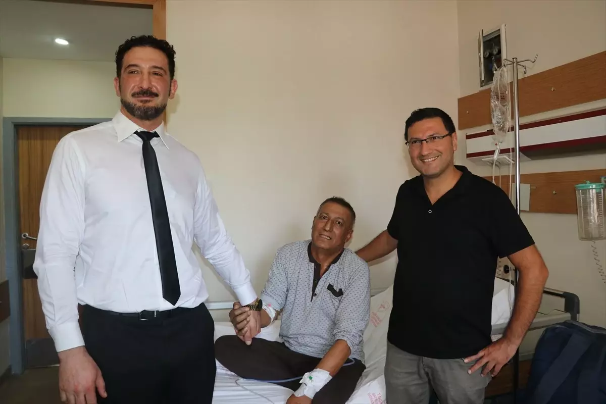 Batman'da Kapalı Yöntemle Mide Kanseri Ameliyatı Başarıyla Gerçekleşti