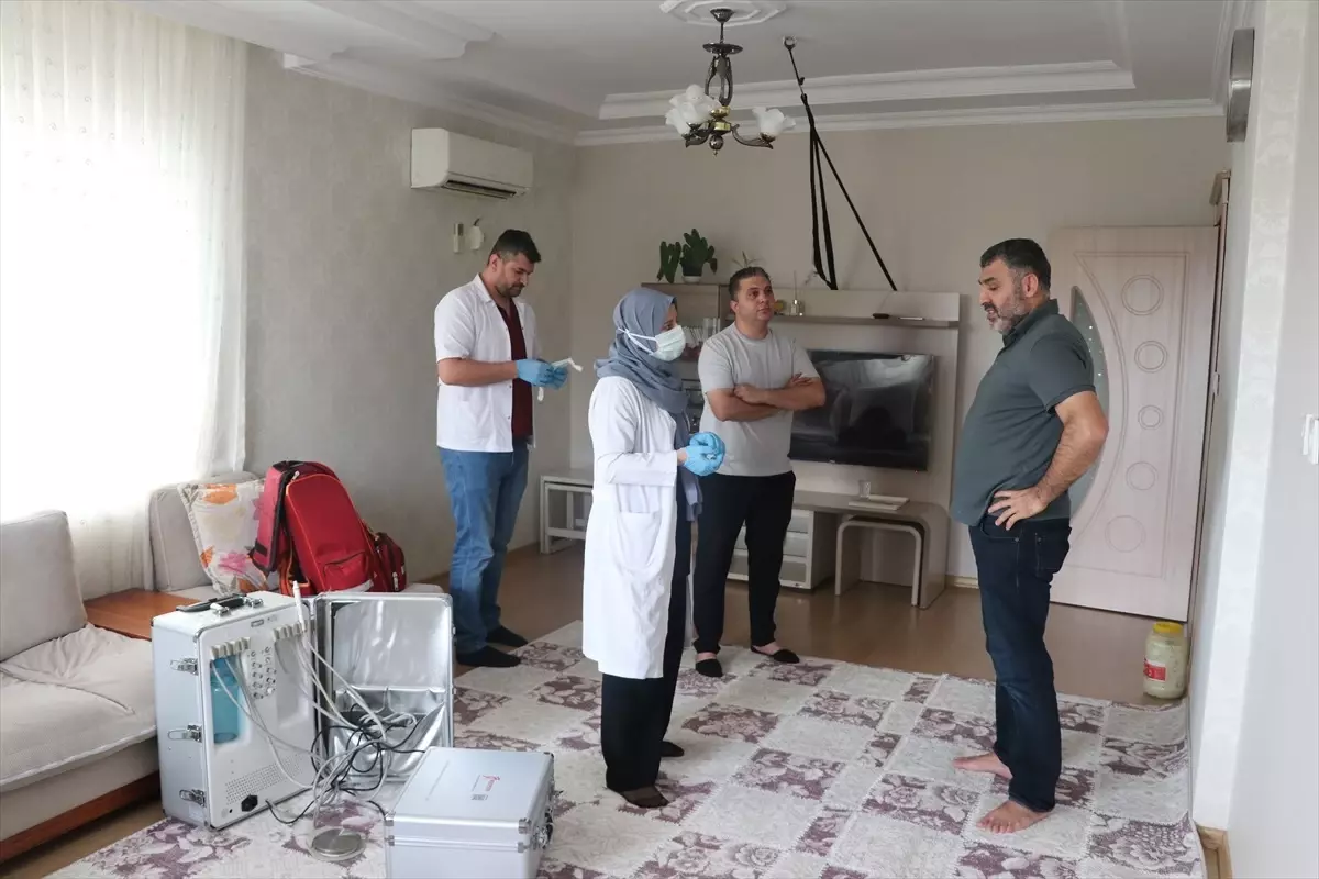 Batman'da Mobil Sağlık Ekibi Evde Diş Tedavisi Hizmeti Sunuyor