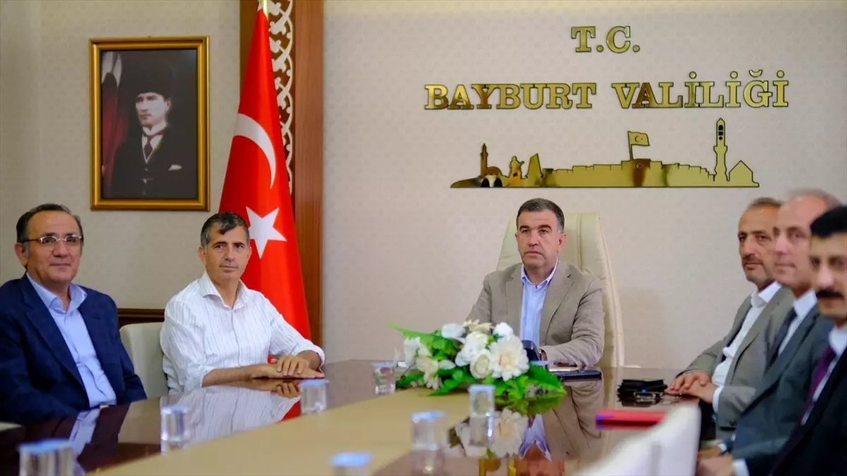 Bayburt'ta Organik Tıbbi Aromatik Bitki Projesi İçin Protokol İmzalandı