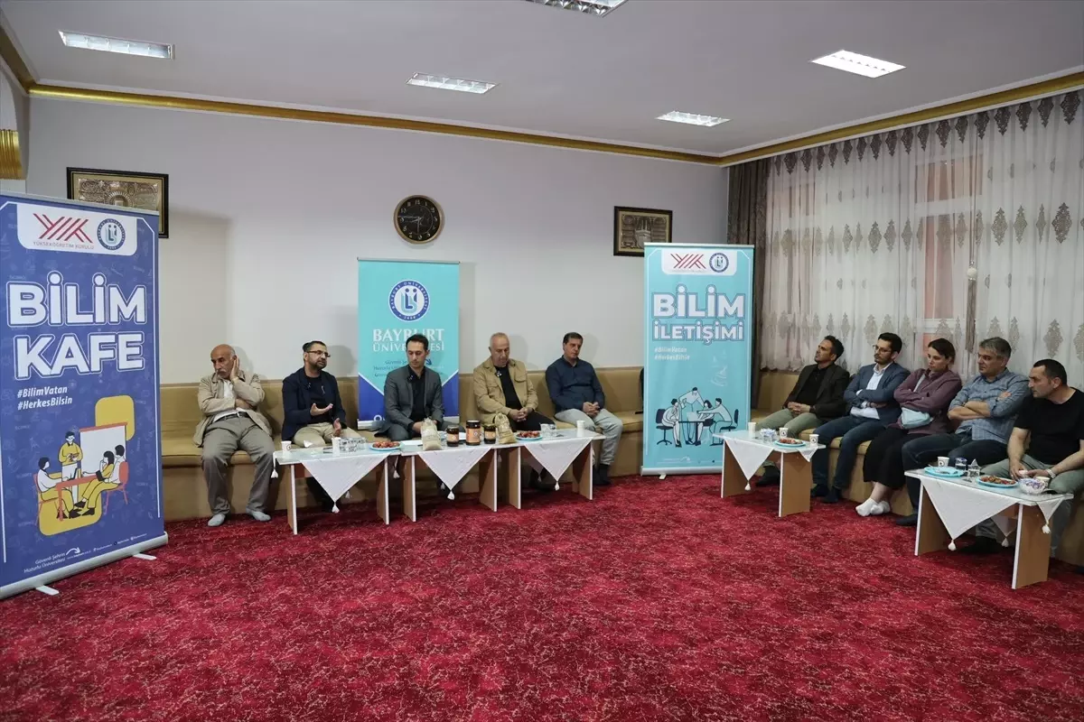 Bayburt'ta 'Modern Arıcılık Teknikleri' ve 'Dijital Bağımlılık' Programı Düzenlendi