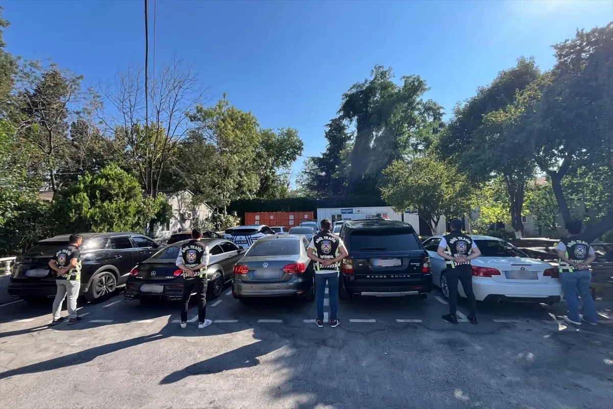 Bayrampaşa'da Trafik Güvenliğini Tehlikeye Düşüren 9 Sürücüye Ceza