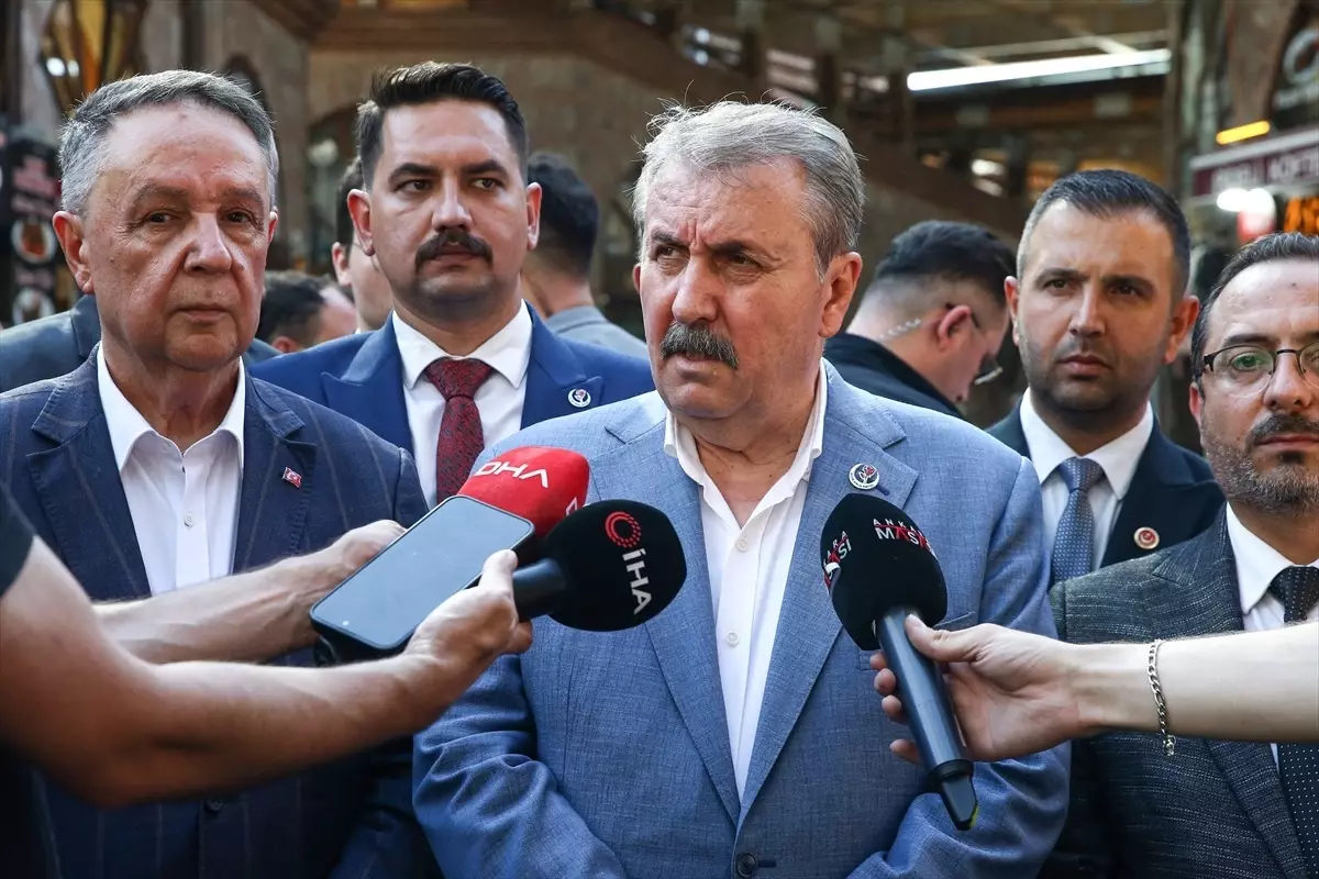 BBP Genel Başkanı Destici, Bursa'da esnaf ziyaretinde konuştu Açıklaması