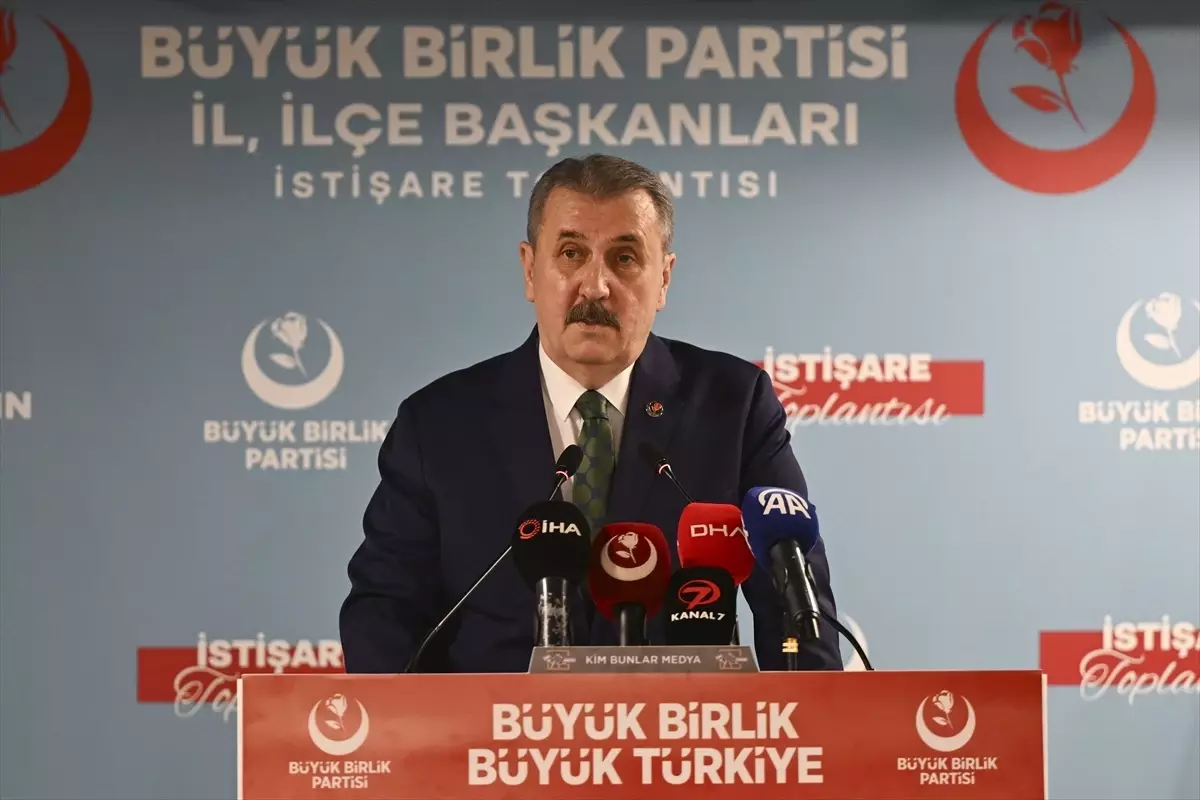 Destici: İsrail'in İran'a Saldırısı Küresel Güvenliği Tehdit Ediyor
