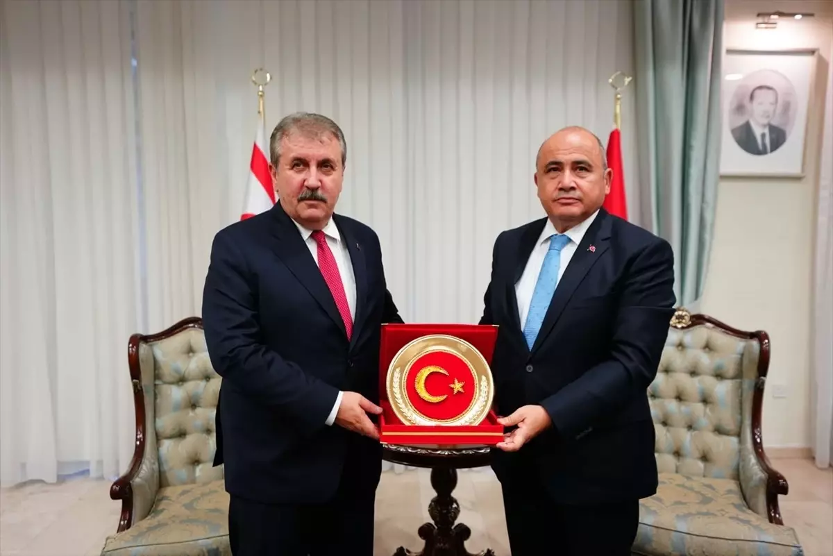 Mustafa Destici, KKTC'de Temaslarda Bulundu