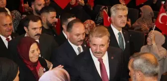 Destici: İsrail Gazze'de Soykırım Yapıyor