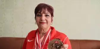Engelli Bilek Güreşi Şampiyonu Gülçin Savun, Dünya Şampiyonasına Hazırlanıyor