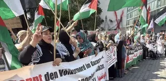 Berlin'de Filistin'e Destek Gösterisi Düzenlendi