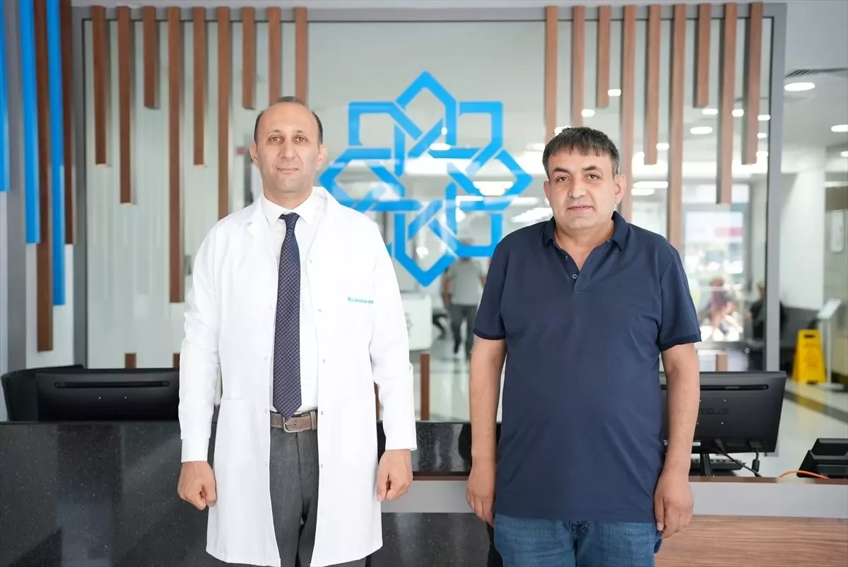 Beyin Anevrizması Olan Hasta Ameliyatsız Tedaviyle İyileşti