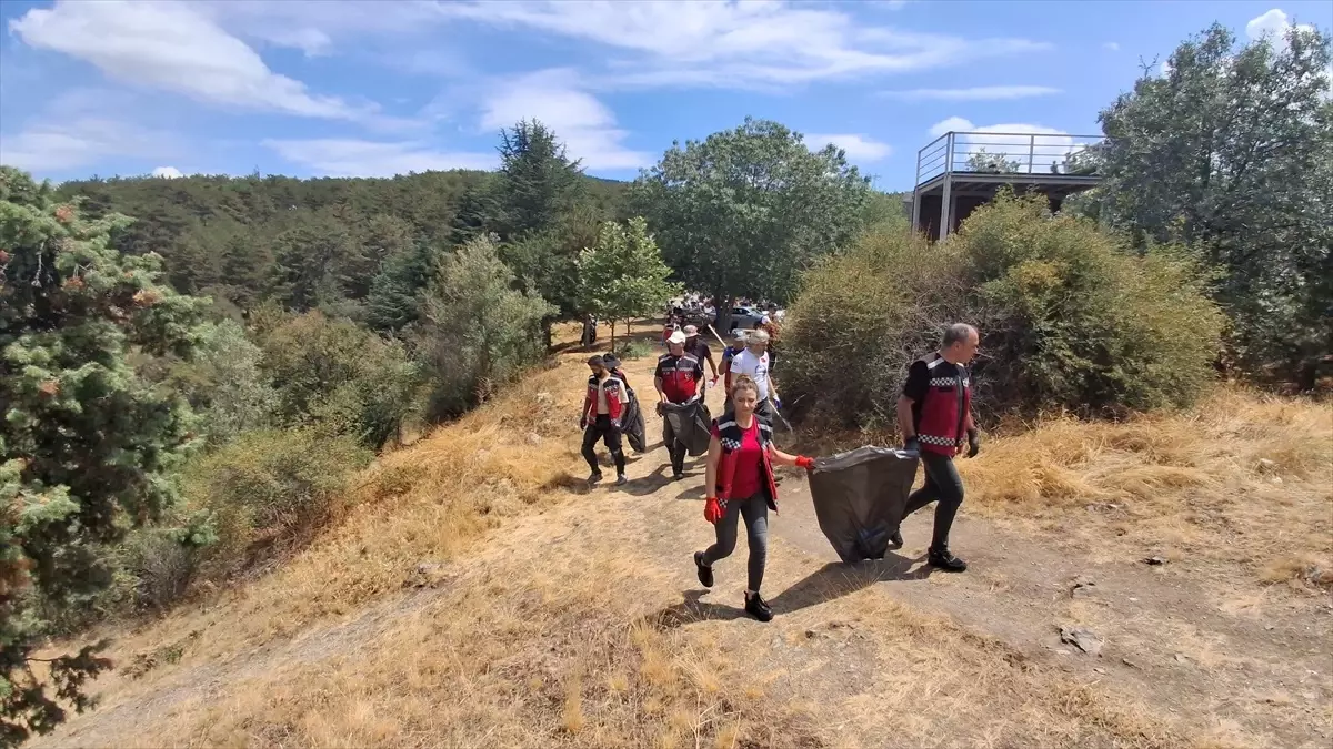 Beypazarı'nda Motosiklet Kulüplerinden Çevre Temizliği