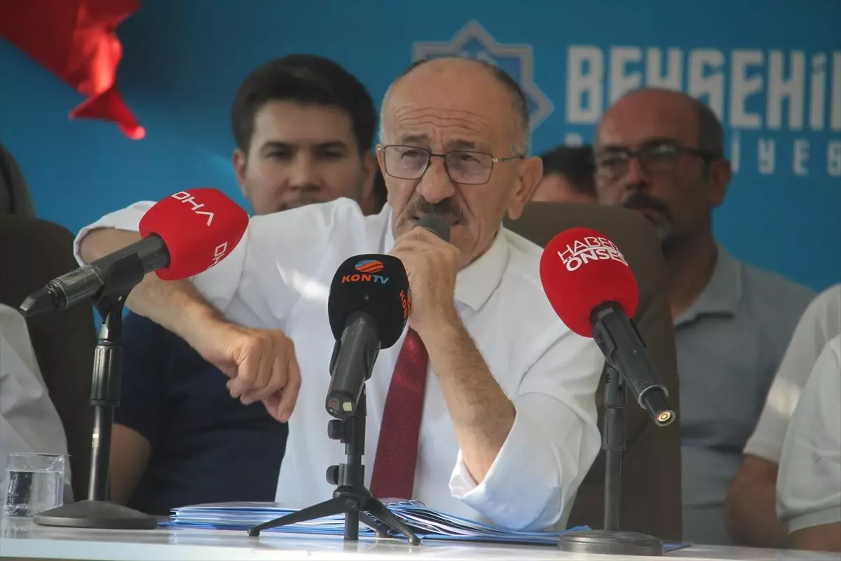 Beyşehir Belediye Başkanı Adil Bayındır'dan Beyşehir Gölü Açıklaması