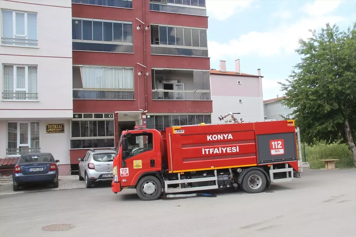 Beyşehir'de Apartman Yangını: 1 Kişi Dumandan Etkilendi