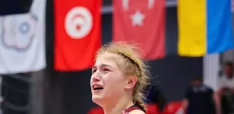 Beyza Nur Akkuş, 20 Yaş Altı Dünya Güreş Şampiyonası'nda Bronz Madalya Kazandı