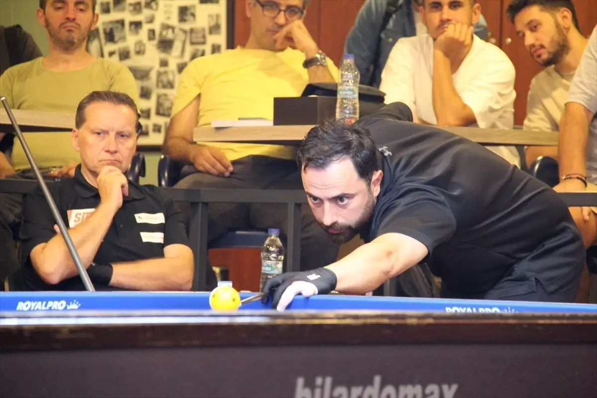 Berkay Karakurt, Handikaplı Üç Bant Bilardo Turnuvası'nda Şampiyon Oldu