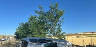 Bilecik'te Otomobil Devrildi, 5 Kişi Yaralandı