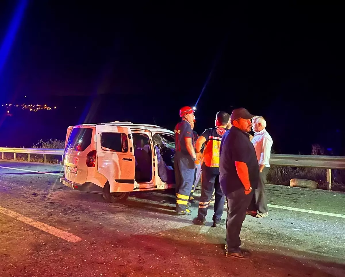 Bilecik'te Trafik Kazası: 1 Ölü, 2 Yaralı