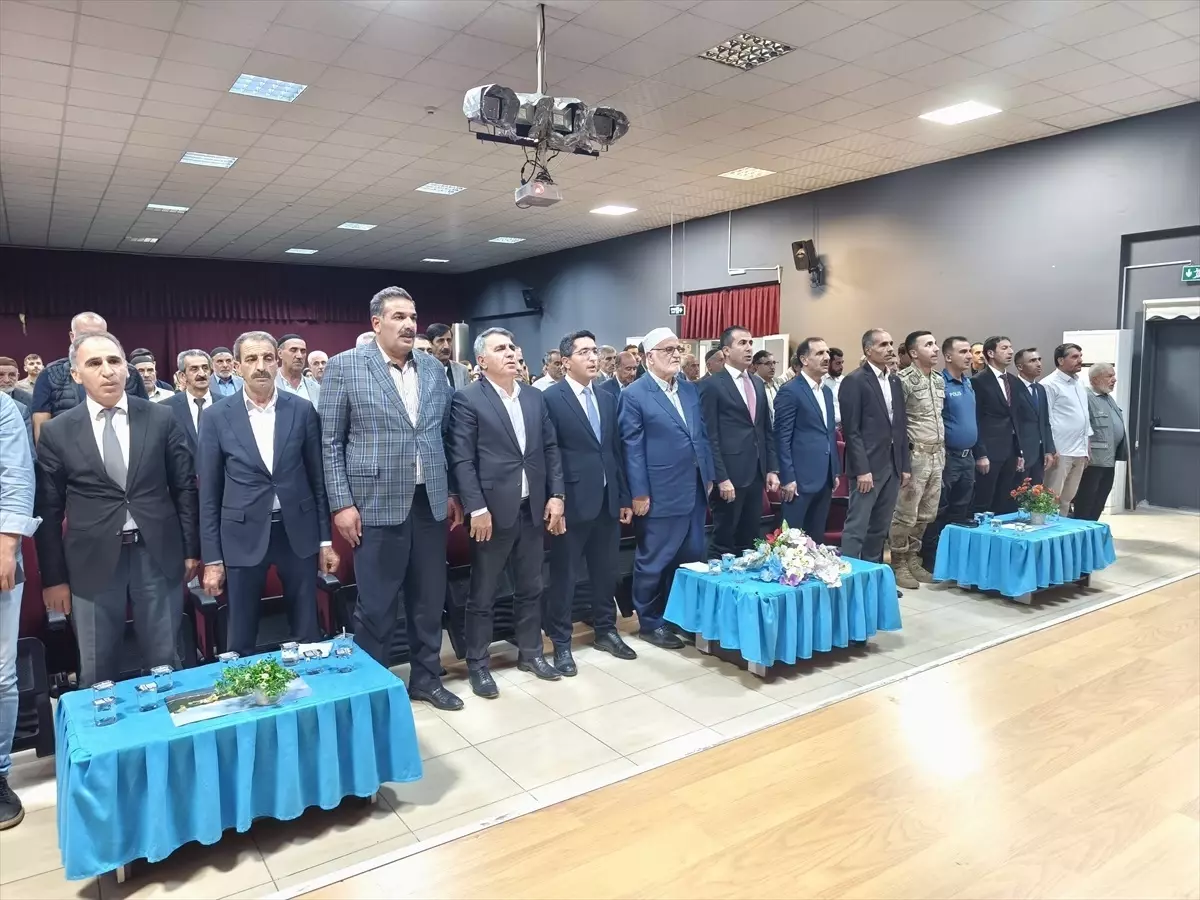 Bingöl'de 'Hz. Peygamber ve Aile Hayatı' Konferansı Düzenlendi