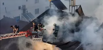 Bingöl'de İki Katlı Binada Yangın Çıktı