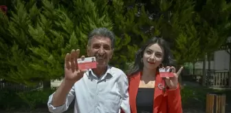 Baba-Kız Üniversite Heyecanı: 50 Yıl Sonra Birlikte Eğitim Alıyorlar
