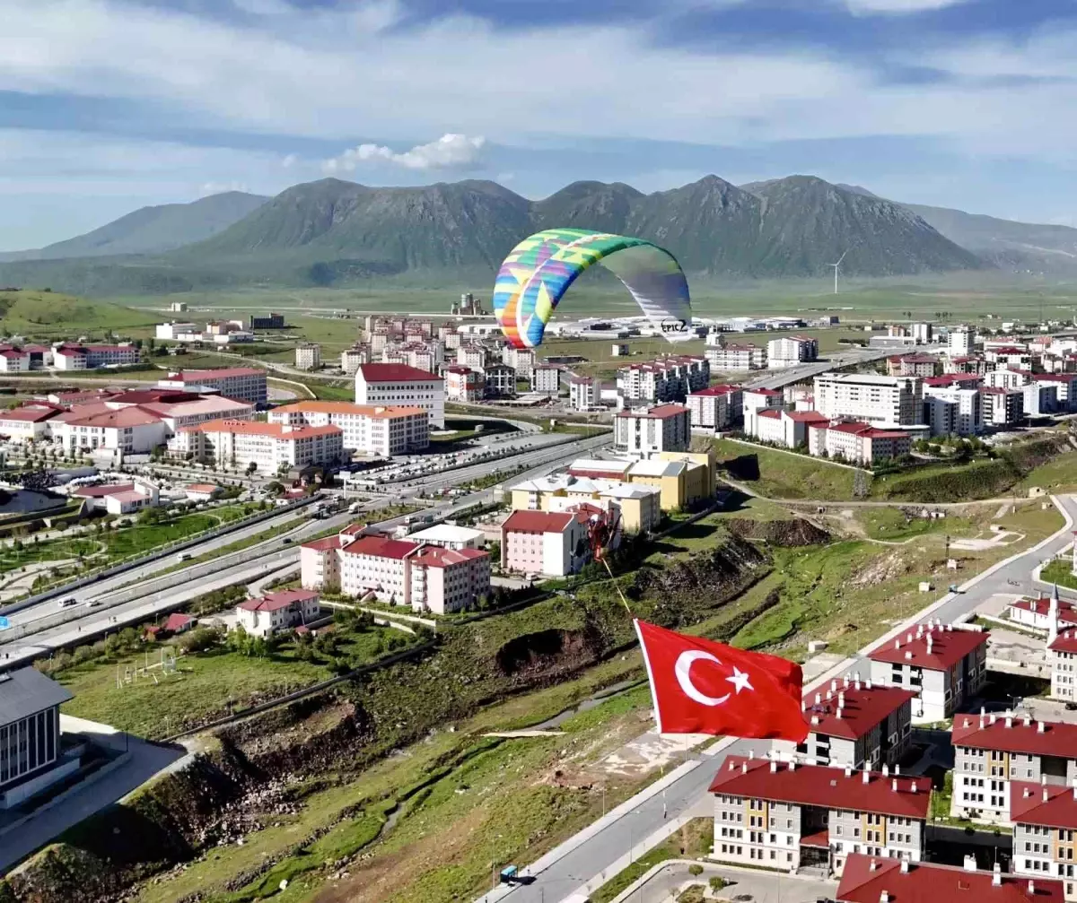 Bitlis'te Yamaç Paraşütü Eğitimi ile Unutulmaz Anlar