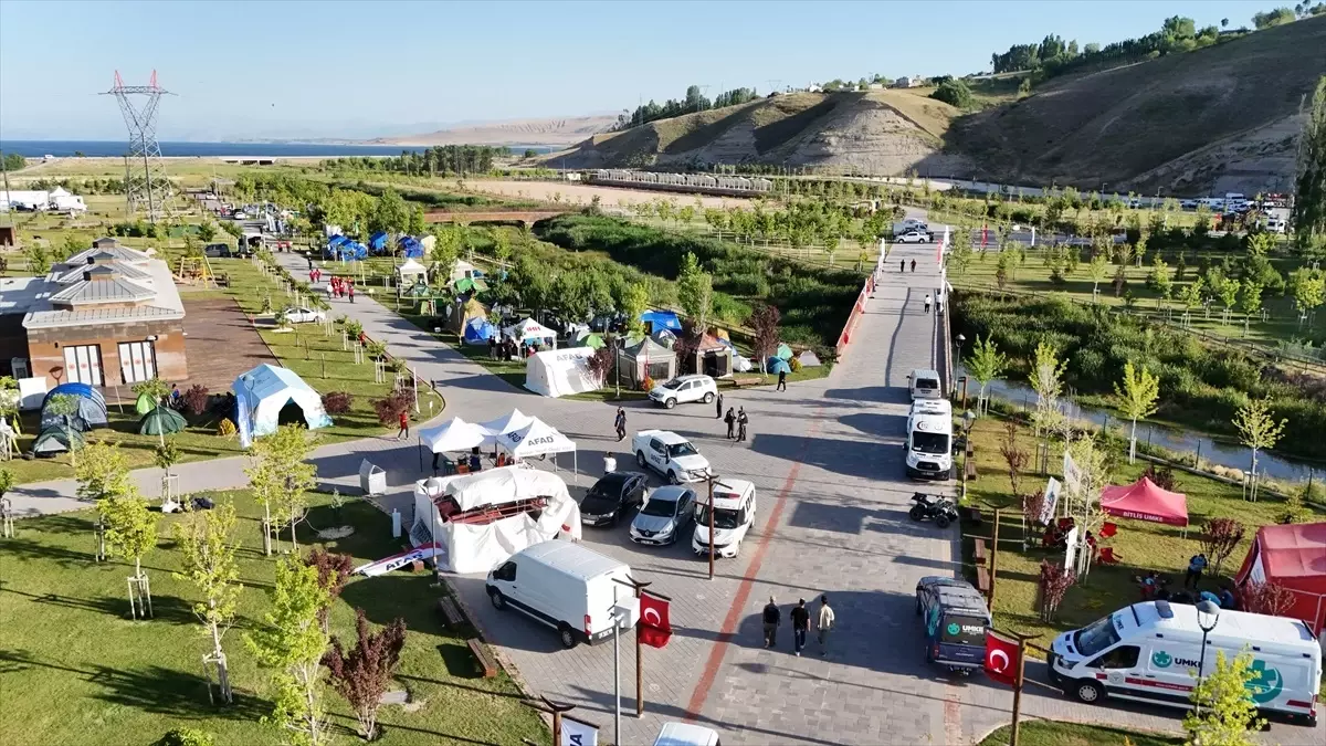 Bitlis'te 'AFAD Doğu ve Güneydoğu Anadolu Bölgesi Akreditasyon Kampı' başladı