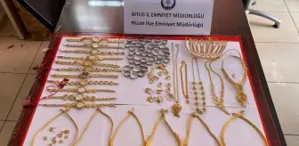 Bitlis'te Kuyumcudan Altın Çalan 5 Şüpheli Yakalandı
