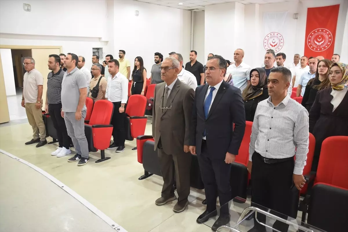 Bitlis'te 2. Yaşlılık Şurası kapsamında İl Yaşlı Çalıştayı düzenlendi