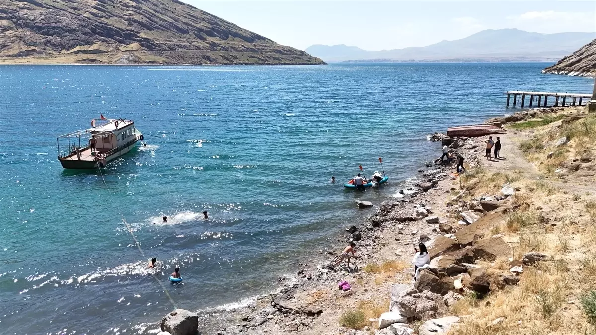 Tatvan'da Denizcilik ve Kabotaj Bayramı Etkinliği