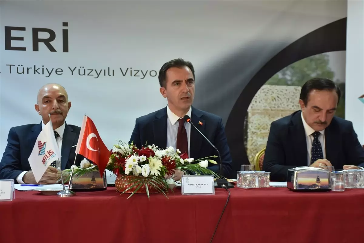 Türkiye Yüzyılı Vizyonu: Cumhuriyet'in 100. Yılı Kutlaması ve Güvenlik Vurgusu