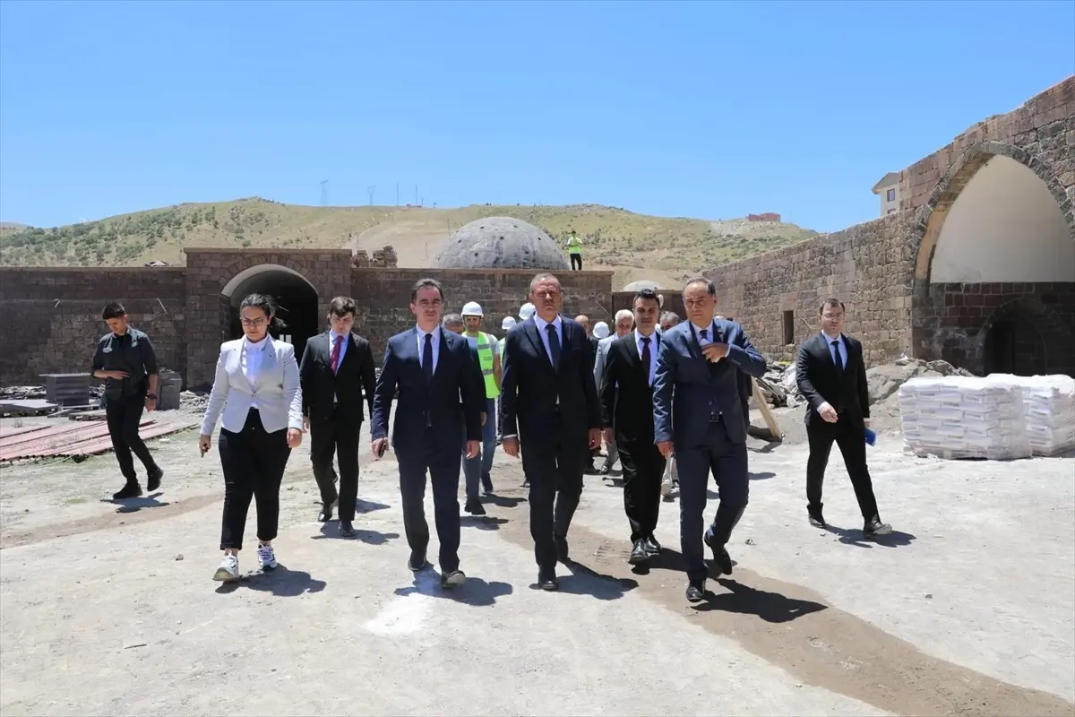 Bitlis Tarihi Mekanlarında Restorasyon İncelemesi