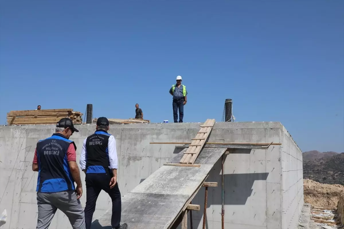 Bodrum'daki Su Hattı Yenileme Çalışmaları Devam Ediyor