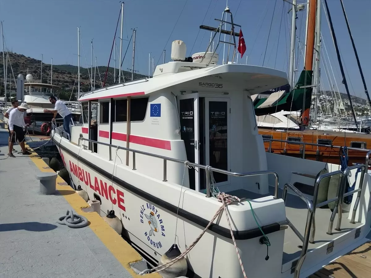 Bodrum'da Gezi Teknesinde Düşen Personel Yaralandı